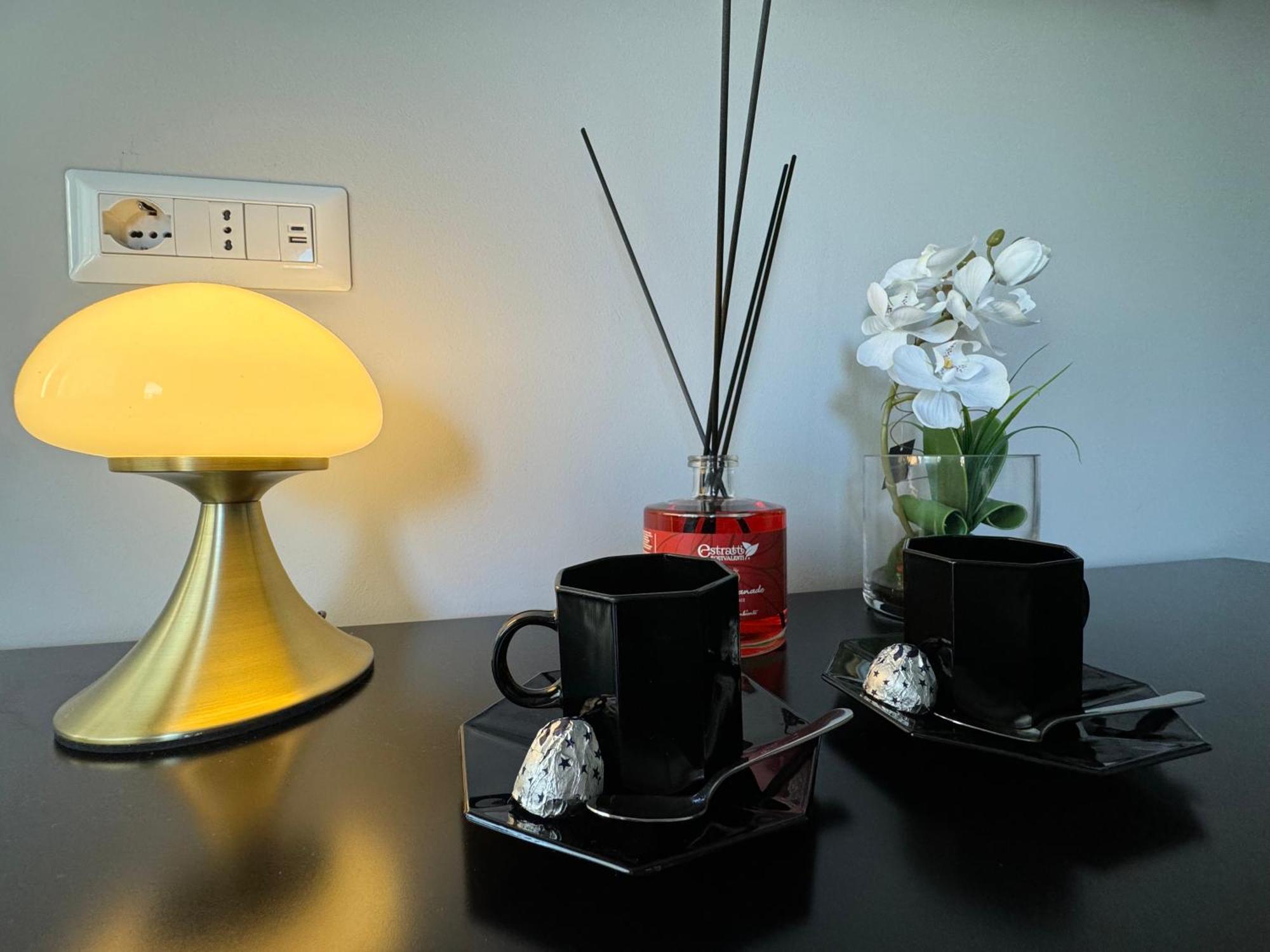Meg Glamour Suite Milano Vicino I Navigli — Photos 3